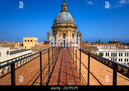 Toit de la cathédrale de Palerme. Palerme, Sicile, Italie Banque D'Images