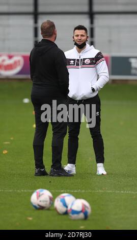 Salford, Royaume-Uni. 24 octobre 2020 la personnalité de la télévision Mark Wright a vu avant le match de la Sky Bet League Two entre Salford City et Crawley Town. Credit: James Boardman / Alamy Live News Banque D'Images