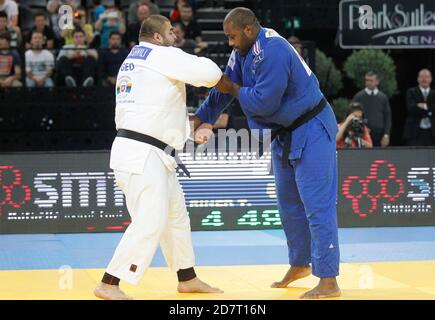 RINER, Teddy de Français et OKRUASHVILI, Adam de Georgie + 100 kg finale au Championnat d'Europe Judo Seniors 2014 le 25 avril 2014 à Montpellier, France - photo Laurent Lairys / DPPI Banque D'Images