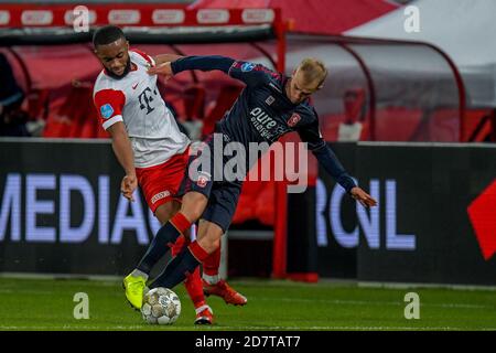 UTRECHT, PAYS-BAS - OCTOBRE 24 : Moussa Sylla du FC Utrecht, Vaclav Cerny du FC Twente lors du match hollandais entre le FC Utrecht et le FC Twente au stade Galgenwaard, le 24 octobre 2020 à Utrecht, pays-Bas (photo de Gerrit van Keulen/Orange Pictures) Banque D'Images