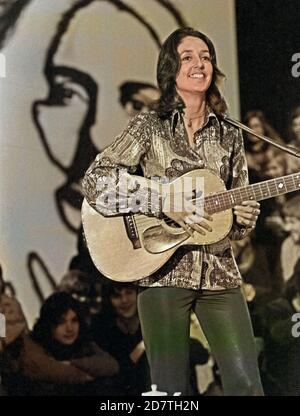 Joan Baez, Aerikanische Folk-Sängerin, Bürgerrechtlerin Und Pazifistin Joan Baez, Deutschland Anfang 1970er Jahre. La chanteuse folklorique américaine, auteur-compositeur et militante des droits civils Joan Baez, Allemagne, au début des années 1970. Banque D'Images