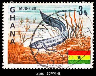 MOSCOU, RUSSIE - 9 OCTOBRE 2020: Timbre-poste imprimé au Ghana montre le Lungfish africain (Protopterus annectens), série Definitifs 1967-1969, vers 19 Banque D'Images