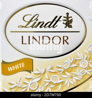 Lindt Lindor truffes blanches Banque D'Images