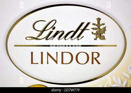 Lindt Lindor truffes blanches Banque D'Images