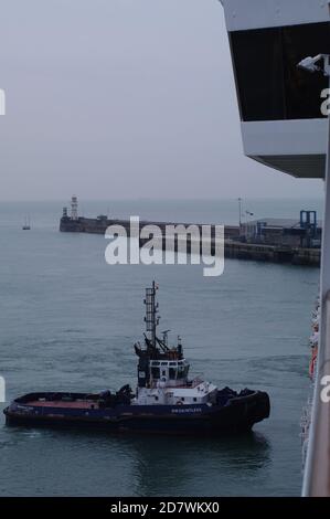 TUG, DHB Dauntless, IMO 9190456, Dover Harbour, Kent, Angleterre, Royaume-Uni Banque D'Images