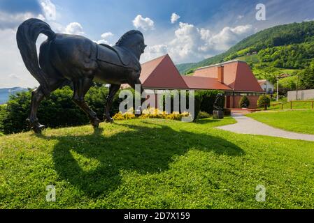 Statue d'un cheval dans la galerie d'Antun Augustincic en ville Klanjec, Zagorje, Croatie Banque D'Images