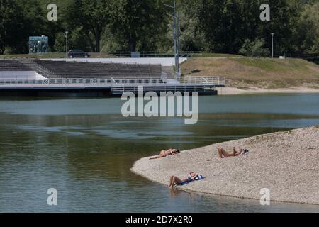 Lac et parc de Bundek dans la nouvelle partie de la ville de Zagreb, Croatie Banque D'Images