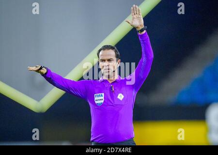 ARNHEM, PAYS-BAS - OCTOBRE 25 : arbitre Bas Nijhuis lors du match hollandais entre vitesse et PSV au stade Gelredome le 25 octobre 2020 à Arnhem, pays-Bas (photo de Jeroen Meuwsen/Orange Pictures) Banque D'Images