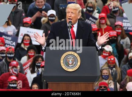 Manchester, New Hampshire, États-Unis. 25 octobre 2020. Trump rendre la grandeur à l'Amérique Rallye de nouveau dans le New Hampshire crédit: Christy Prosser/ZUMA Wire/Alamy Live News Banque D'Images