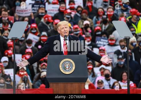 Manchester, New Hampshire, États-Unis. 25 octobre 2020. Trump rendre la grandeur à l'Amérique Rallye de nouveau dans le New Hampshire crédit: Christy Prosser/ZUMA Wire/Alamy Live News Banque D'Images