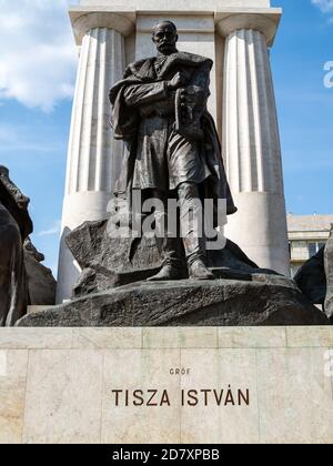 BUDAPEST, HONGRIE - 16 JUILLET 2019 : monument commémoratif de Tisza Istvan Banque D'Images