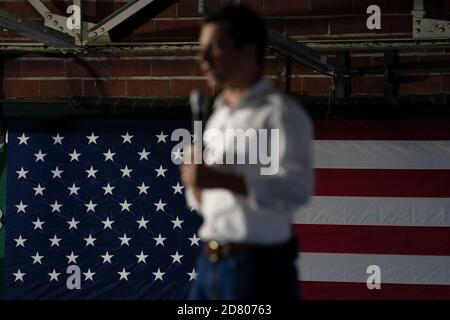 2020 espoir présidentiel démocrate, South Bend, Indiana le maire, Pete Buttigieg, parle lors d'une campagne à Burlington, Iowa, le 14 août 2019. Crédit : Alex Edelman/l'accès photo Banque D'Images