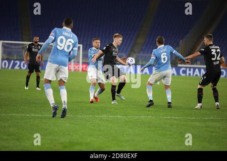 Rome, Italie. 24 octobre 2020. Au Stadio Olimpico a battu Bologna 2-1 pour le cinquième match de la série italienne A à Rome, Italie, le 24 octobre 2020. Dans cette photo Ciro immobile (photo de Paolo Pizzi/Pacific Press/Sipa USA) Credit: SIPA USA/Alay Live News Banque D'Images