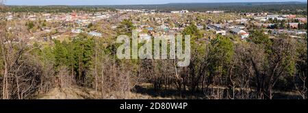 Vue sur Flagstaff, AZ en été Banque D'Images