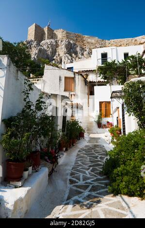 Village d'Anafiotika il est situé directement sous le nord Section de l'Acropole (Section de Plaka dans la ville d'Athènes Banque D'Images