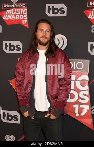 LOS ANGELES - 5 MARS : Ben Robson au 2017 iHeart Music Awards au Forum le 5 mars 2017 à Los Angeles, CA Banque D'Images