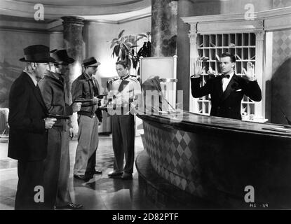 HUMPHREY BOGART ARTHUR KENNEDY ALAN CURTIS RICHARD CLAYTON et CORNEL WILDE en HAUTE SIERRA 1941 réalisateur RAOUL WALSH scénario JOHN HUSTON et W.R.BURNETT roman W.R.BURNETT Warner Bros. Banque D'Images