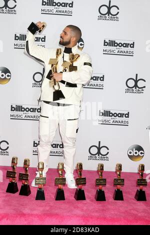 LAS VEGAS - 21 MAI : Drake à la salle de presse des Billboard Awards 2017 à la T-Mobile Arena le 21 mai 2017 à Las Vegas, Nevada Banque D'Images