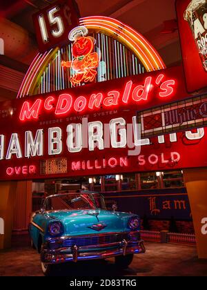 McDonalds Drive par le panneau au musée Henry Ford Banque D'Images