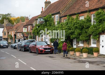 The Swan Inn and Green Man, deux pubs pittoresques dans le village de Denham, Buckinghamshire, Angleterre, Royaume-Uni Banque D'Images