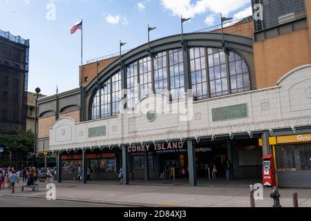 Station de métro Stillwell Avenue, Coney Island, Brooklyn, New York City, New York. Banque D'Images