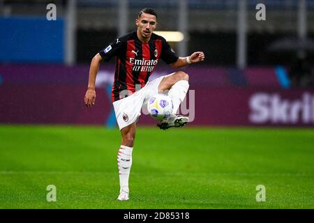 Milan, Italie - 26 octobre 2020 : Ismael Bennacer de l'AC Milan en action pendant la série UN match de football entre l'AC Milan et AS Roma. Le match s'est terminé par 3-3 ficelage. Credit: Nicolò Campo/Alay Live News Banque D'Images