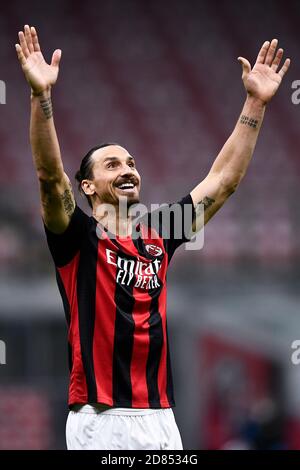 Milan, Italie - 26 octobre 2020: Zlatan Ibrahimovic de l'AC Milan réagit pendant la série UN match de football entre l'AC Milan et AS Roma. Le match s'est terminé par 3-3 ficelage. Credit: Nicolò Campo/Alay Live News Banque D'Images