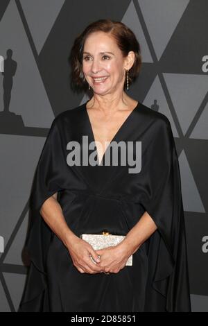 LOS ANGELES - 11 NOVEMBRE : Laurie Metcalf au 9e Prix annuel des gouverneurs de l'AMPAS à la salle de bal Dolby, le 11 novembre 2017 à Los Angeles, en Californie Banque D'Images