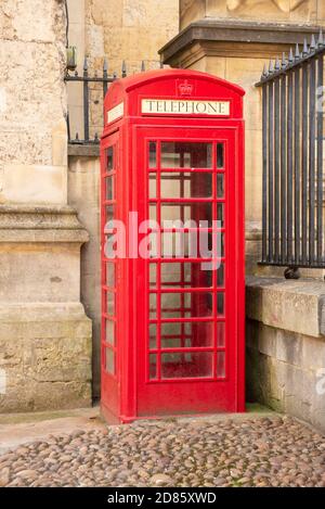 Boîte téléphonique rouge, kiosque téléphonique rouge, Oxford Oxfordshire Angleterre GB Europe Banque D'Images