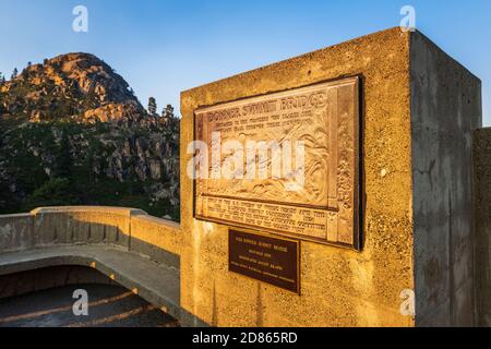 Plaque d'interprétation sur le pont de donner Summit, Truckee, Californie, États-Unis Banque D'Images