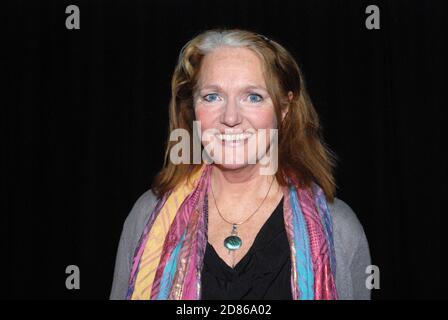 Louise Jameson, télévision anglaise, film, comédienne de scène et directrice, connue pour le Dr Who Doctor Who, Tenko, EastEnders, Bergerac. Ici, derrière les coulisses à la valeur nominale Banque D'Images