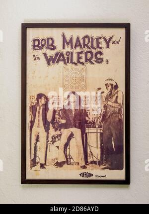 Bob Marley et The Wailers Poster, Culture Yard, Trench Town, Kingston, paroisse de Saint Andrew, Jamaïque Banque D'Images