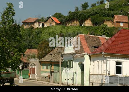 Vieilles maisons saxonnes traditionnelles à Ocna Sibiului, comté de Sibiu, Roumanie Banque D'Images