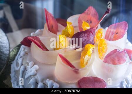 Palerme: Décoration originale avec fruits confits d'une confiserie 'cassata' (gâteau ricotta) du monastère de Santa Cateriana d'Alessandria Banque D'Images