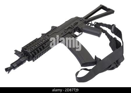 Kalashnikov AK 47 avec kit de mise à jour moderne isolé sur blanc Banque D'Images