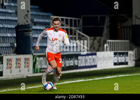 Kingston, Royaume-Uni. 27 octobre 2020. Oliver Turton de Blackpool lors du match EFL Sky Bet League 1 entre AFC Wimbledon et Blackpool au Kiyan Prince Foundation Stadium, Kingston, Angleterre, le 27 octobre 2020. Photo de Carlton Myrie. Utilisation éditoriale uniquement, licence requise pour une utilisation commerciale. Aucune utilisation dans les Paris, les jeux ou les publications d'un seul club/ligue/joueur. Crédit : UK Sports pics Ltd/Alay Live News Banque D'Images