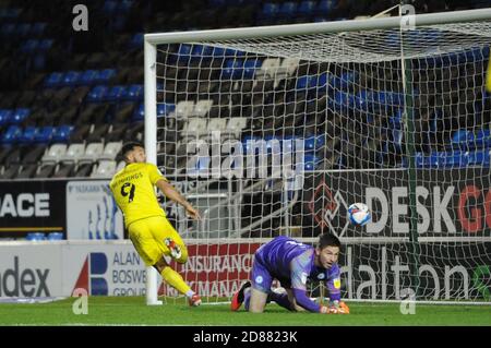 Peterborough, Cambridgeshire, Royaume-Uni. 27 octobre 2020. Burtons Kane Hemmings en fait 2-2 lors du match de la Sky Bet League 1 entre Peterborough et Burton Albion à London Road, Peterborough, le mardi 27 octobre 2020. (Credit: Ben Pooley | MI News) Credit: MI News & Sport /Alay Live News Banque D'Images