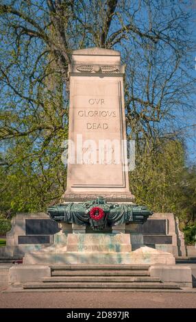 Le Cenotaph à Christchurch Park, Ipswich, Royaume-Uni Banque D'Images