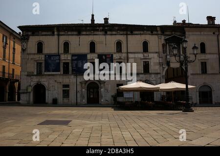 Brescia, Italie - 26 juillet 2019 : Piazza della Loggia, place della Loggia. Banque D'Images