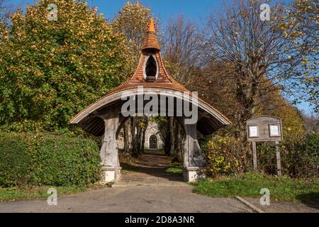 Le Lychgate à l'église de Sainte Marie et Saint Pierre, Kelsale. Suffolk, Angleterre Banque D'Images