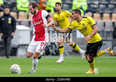 Daley Blind of Ajax, Georgios Giakoumakis de VVVV Venlo pendant le championnat néerlandais Eredivisie match de football entre VVV Venlo et Ajax sur O C. Banque D'Images