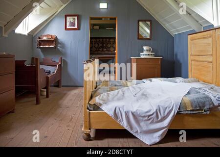 Chambre aux maisons historiques en tourbe de Laufas, Islande Banque D'Images