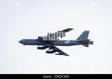 USAF B-52 un bombardier survolant Fairford. Banque D'Images
