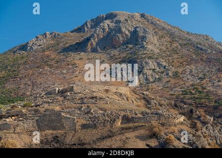 Imposantes ruines de Mycenae, site archéologique près de Mykines à Argolis, au nord-est du Péloponnèse, en Grèce. Banque D'Images