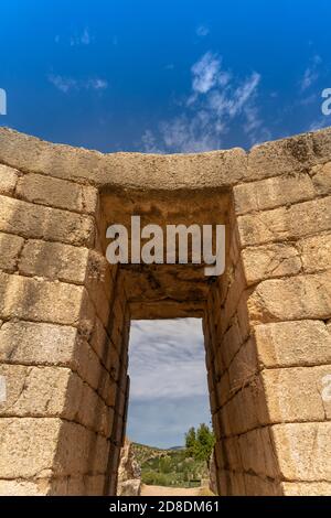 Imposantes ruines de Mycenae, site archéologique près de Mykines à Argolis, au nord-est du Péloponnèse, en Grèce. Banque D'Images