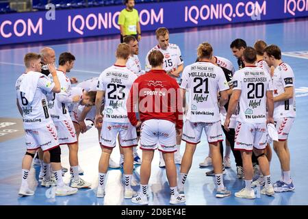 Barcelone, Espagne. 29 octobre 2020. Joueurs de handball d'Aalborg lors du match de la Velux EHF Champions League entre le FC Barcelone et le Handball d'Aalborg au Palau Blaugrana le 29 octobre 2020 à Barcelone, Espagne. Crédit : Dax Images/Alamy Live News Banque D'Images