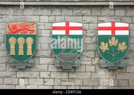 Les armoiries des provinces et des territoires à la fontaine de la Confédération, près de l'édifice de l'Assemblée législative de la Colombie-Britannique, à Victoria, en Colombie-Britannique. Banque D'Images