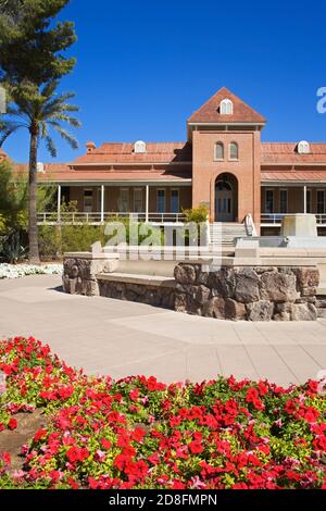 Old Main, Université de l'Arizona, Tucson, comté de Pima, Arizona, États-Unis Banque D'Images