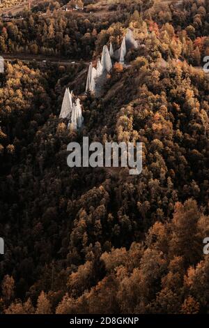 Terre pyramides d'Euseigne en couleurs d'automne Banque D'Images