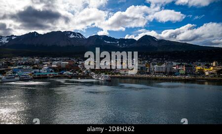 --FILE--la vue sur la rue de la ville la plus méridionale du monde, connue sous le nom de "la fin du monde", Ushuaia, Argentine, 16 février 2016. Banque D'Images